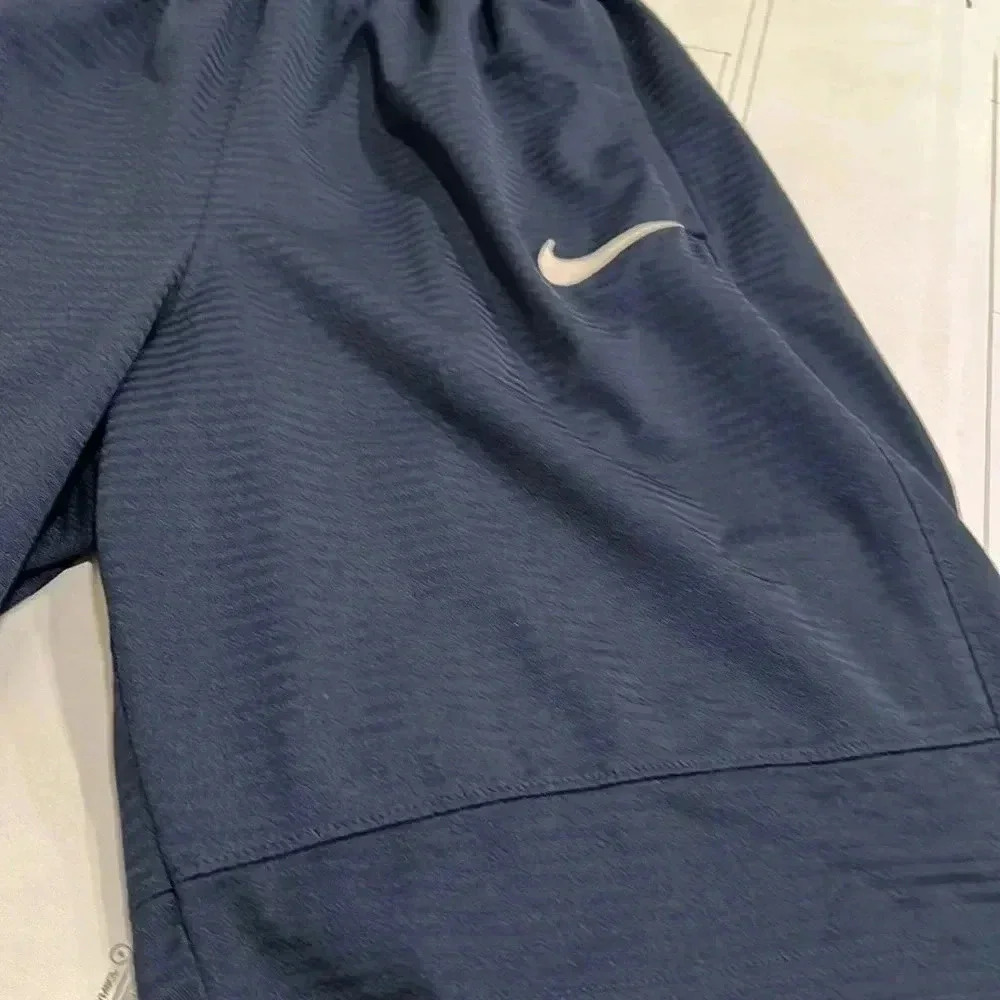 Nike Dri fit shorts - Picture 2 of 6